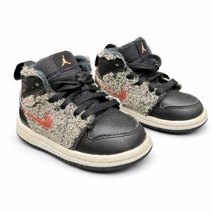Nike Air Jordan 1 Mid Toddler Size 4C Black Fuzzy Sherpa Sneakers
